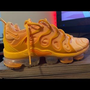 Womens Nike vapor max